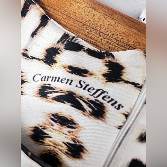 Carmen Steffens stunning animal print dress with snake and cutouts sz small/med - Picture 9 of 13